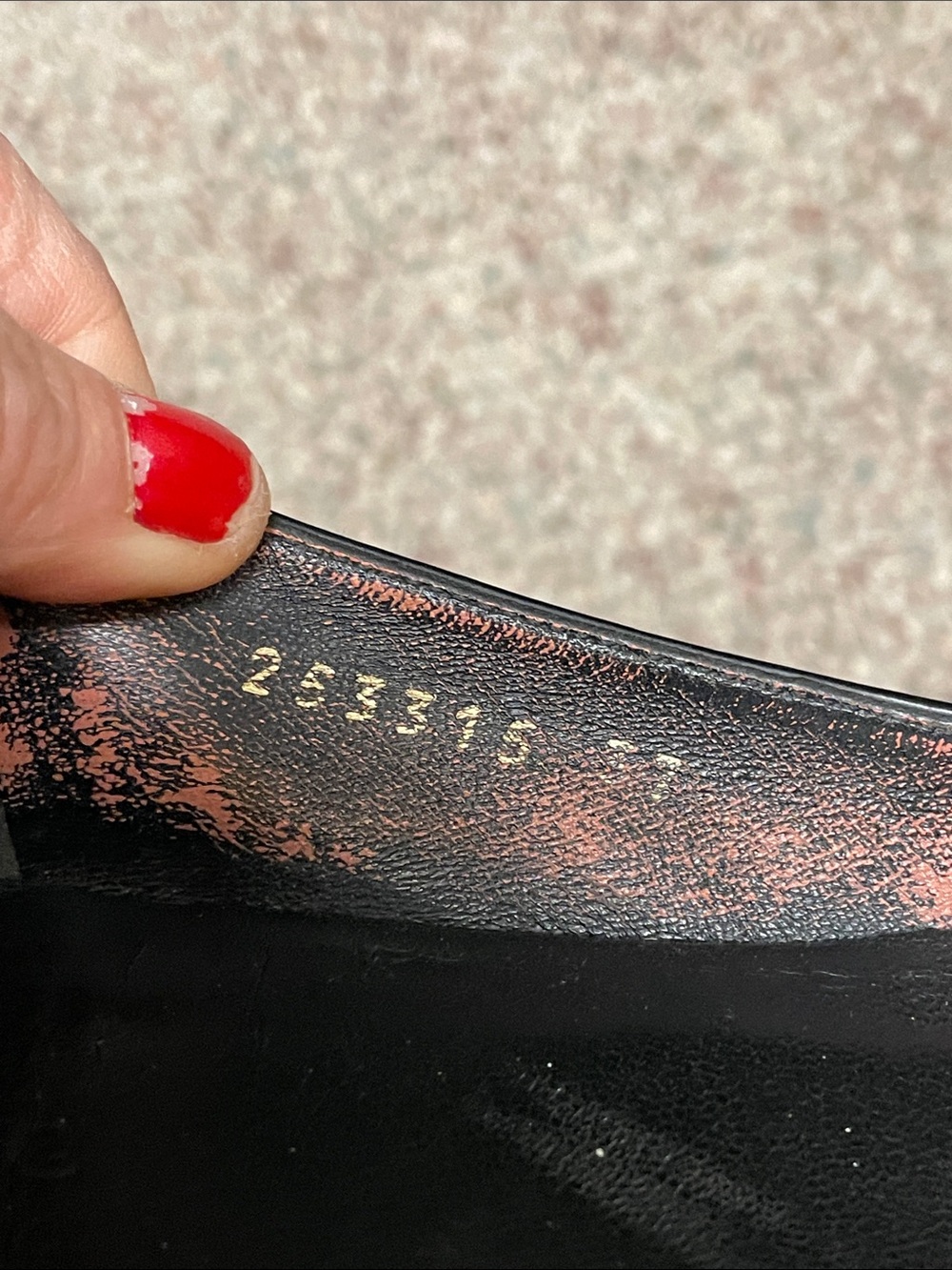 Gucci Black patent Leather Flats with Green and Red ribbon toe Trim - Picture 9 of 13